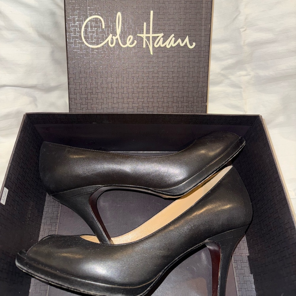 Cole Haan Black Women's Heels Carmaker OT Air peep-toe Pump